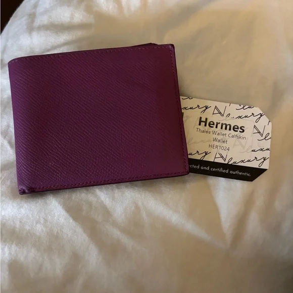 Hermes 💯 Authentic wallet - Picture 3 of 7